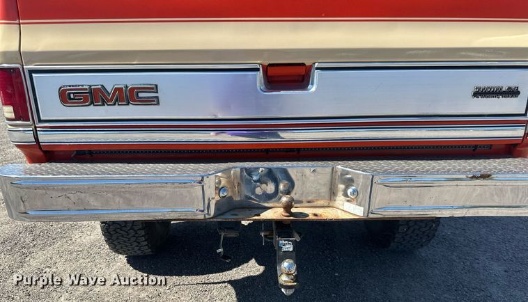 image for item EB2514 1984 Chevrolet K10 Silverado pickup truck