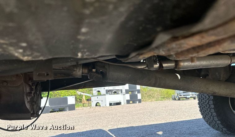 image for item EB2514 1984 Chevrolet K10 Silverado pickup truck