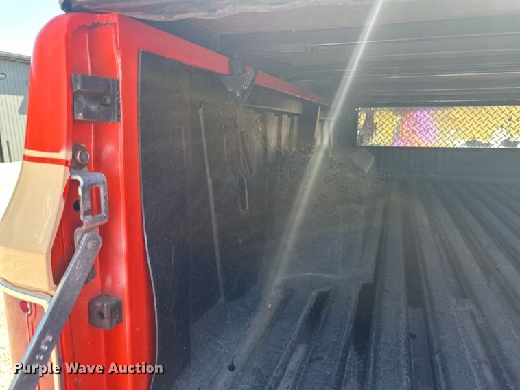 image for item EB2514 1984 Chevrolet K10 Silverado pickup truck