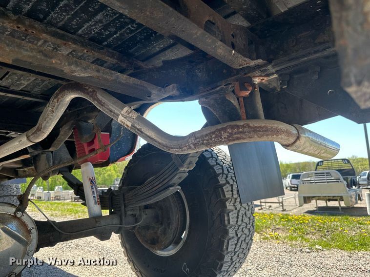 image for item EB2514 1984 Chevrolet K10 Silverado pickup truck