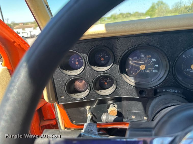 image for item EB2514 1984 Chevrolet K10 Silverado pickup truck