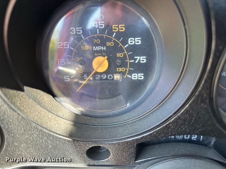 image for item EB2514 1984 Chevrolet K10 Silverado pickup truck