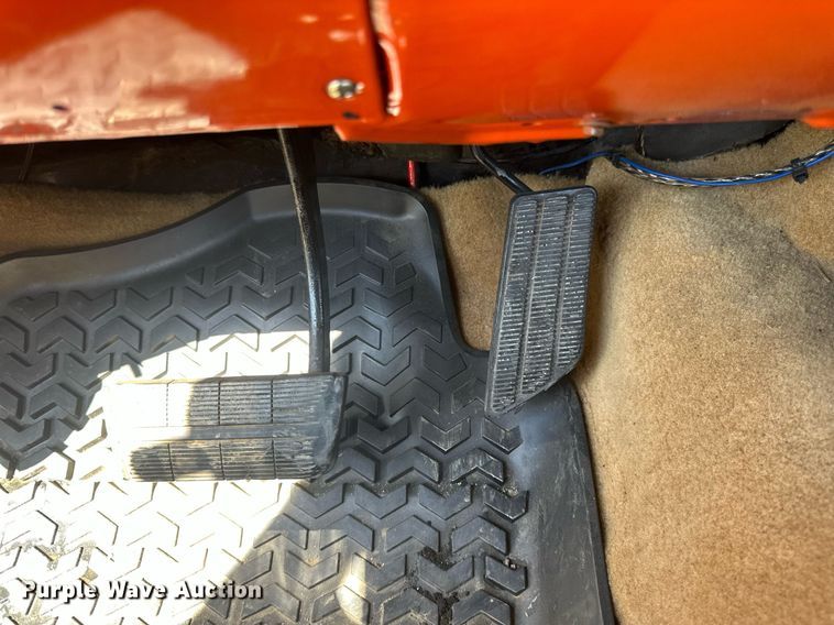 image for item EB2514 1984 Chevrolet K10 Silverado pickup truck