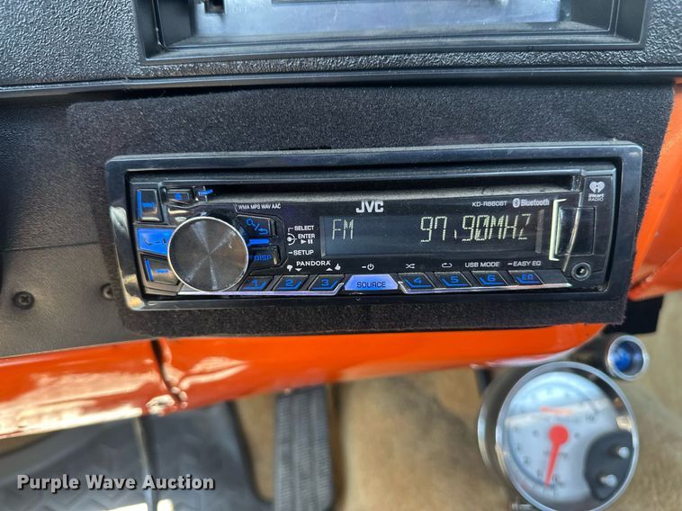 image for item EB2514 1984 Chevrolet K10 Silverado pickup truck