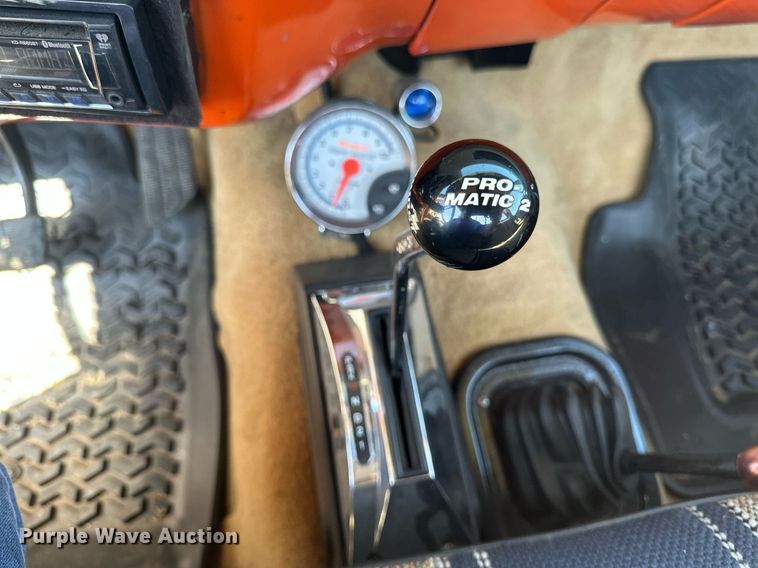 image for item EB2514 1984 Chevrolet K10 Silverado pickup truck