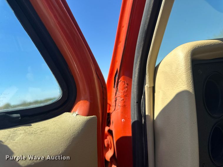 image for item EB2514 1984 Chevrolet K10 Silverado pickup truck