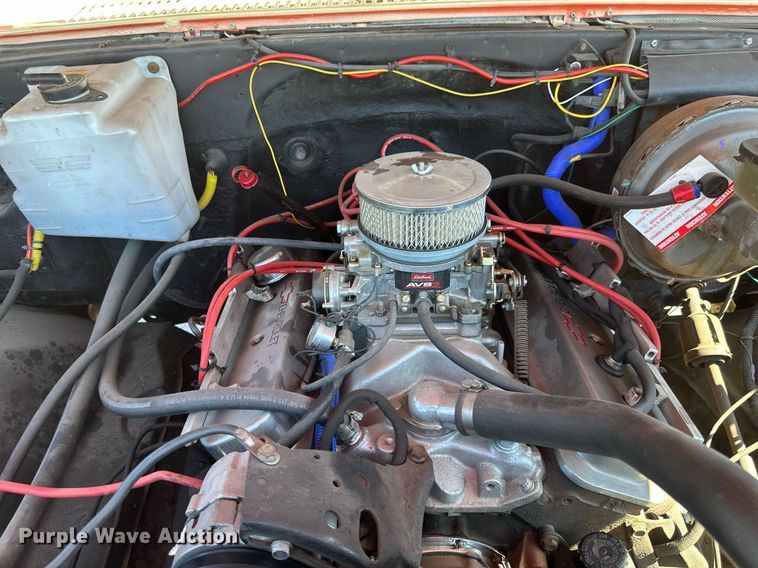 image for item EB2514 1984 Chevrolet K10 Silverado pickup truck