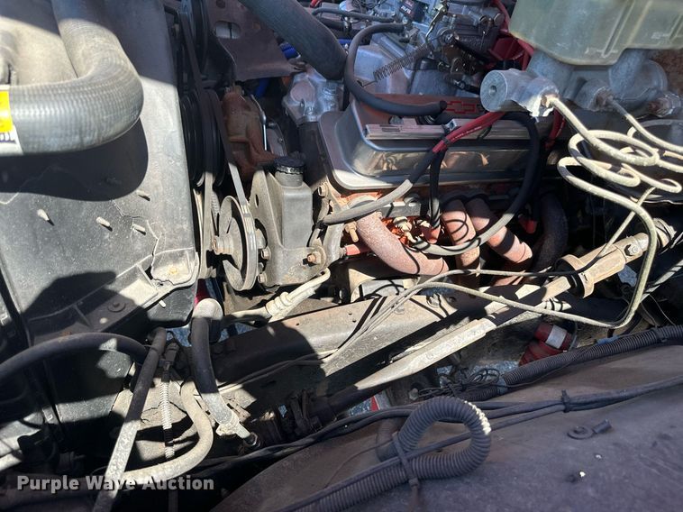 image for item EB2514 1984 Chevrolet K10 Silverado pickup truck