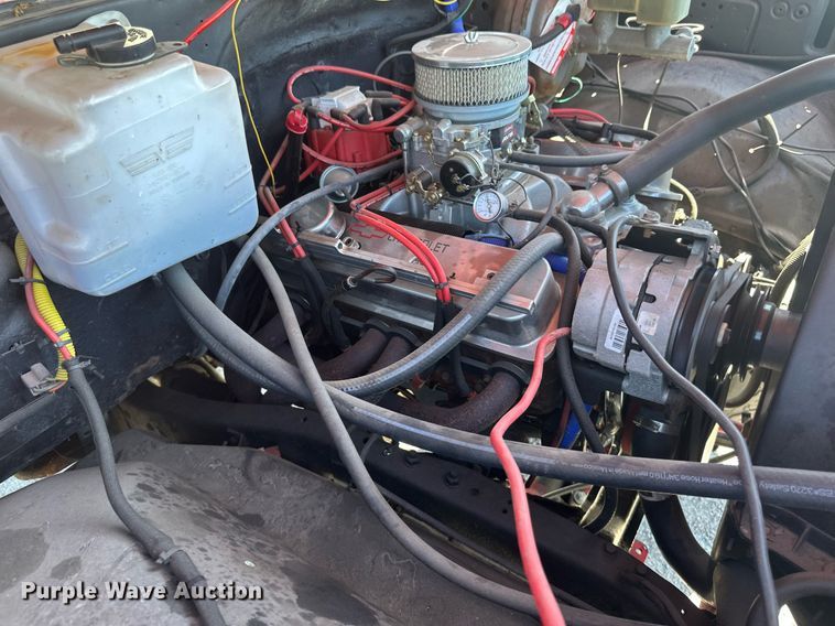 image for item EB2514 1984 Chevrolet K10 Silverado pickup truck