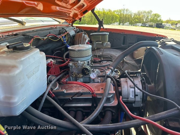 image for item EB2514 1984 Chevrolet K10 Silverado pickup truck