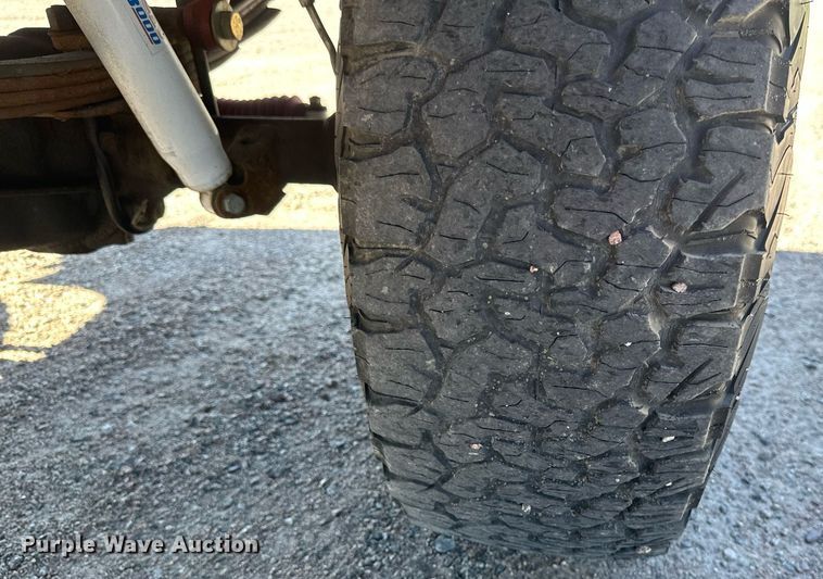 image for item EB2514 1984 Chevrolet K10 Silverado pickup truck