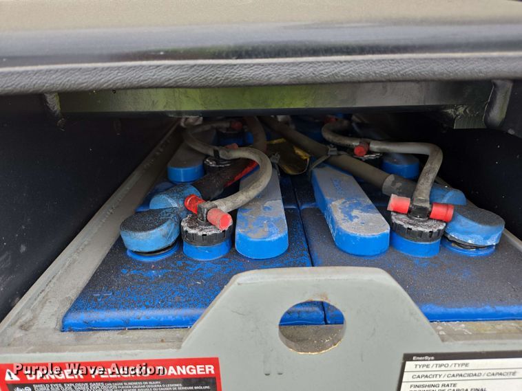 image for item EC1018 2015 Crown SP3520-30 order picker