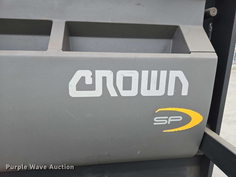 image for item EC1018 2015 Crown SP3520-30 order picker