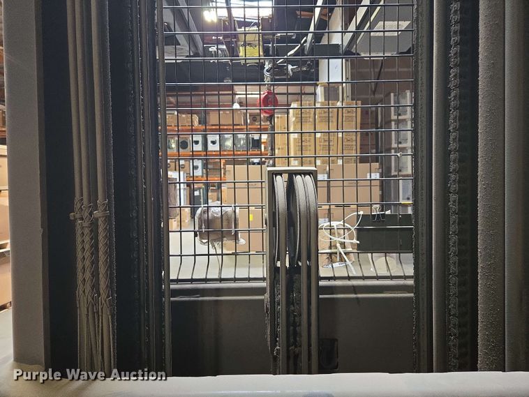 image for item EC1029 2015 Crown SP4020-30 order picker