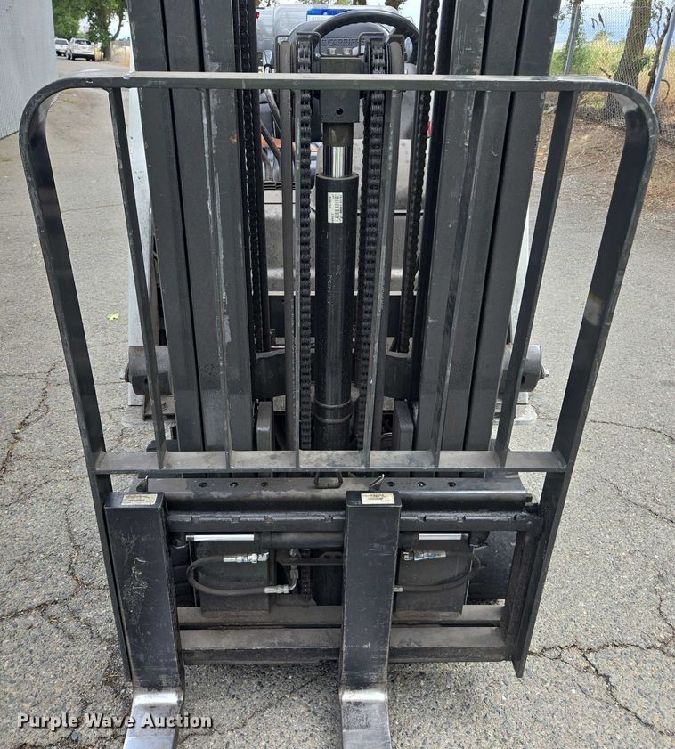 image for item EC1031 2017 UniCarriers CFS40 forklift