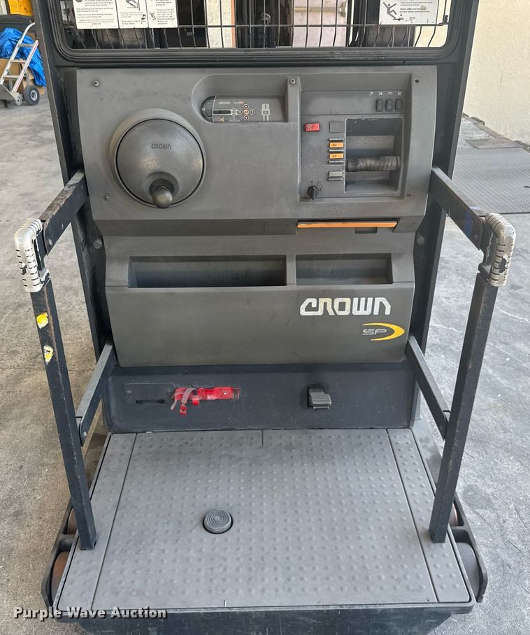 image for item EC3572 2014 Crown SP3505-30 order picker