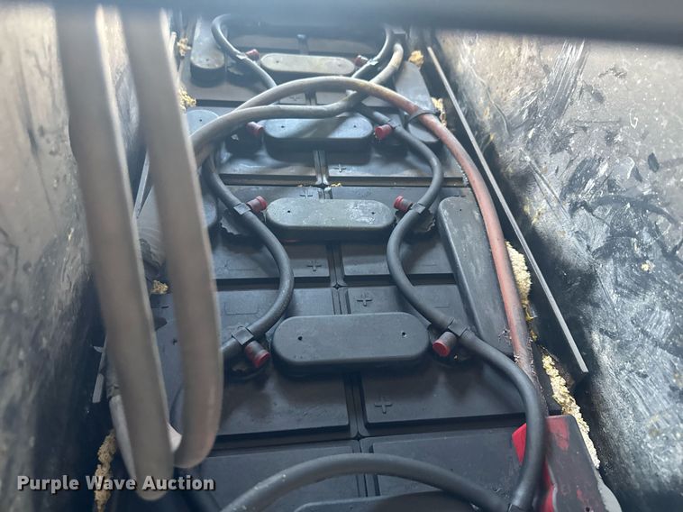 image for item EC3572 2014 Crown SP3505-30 order picker