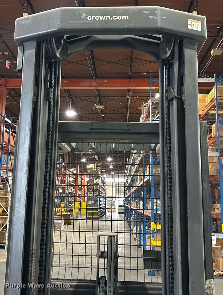 image for item EC3575 2015 Crown SP3520-30 order picker