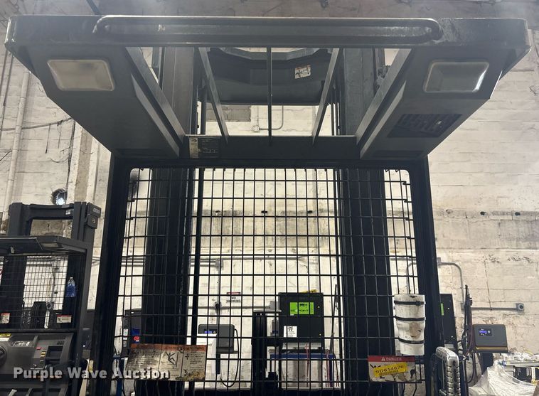 image for item EC3575 2015 Crown SP3520-30 order picker