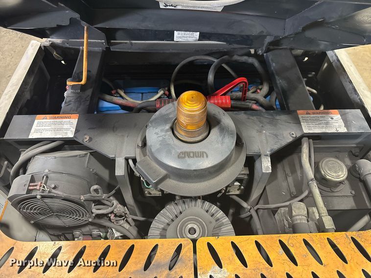 image for item EC3575 2015 Crown SP3520-30 order picker