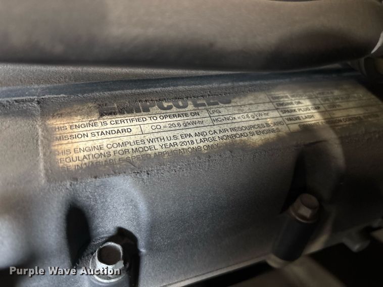 image for item EC3600 Hyundai 25LC-7A forklift