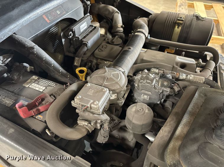 image for item EC3600 Hyundai 25LC-7A forklift