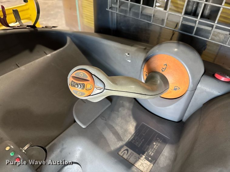 image for item EC3601 Crown RR5725-35 order picker