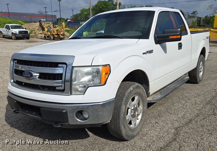 image for item EC4221 2014 Ford F150 XLT SuperCab pickup truck