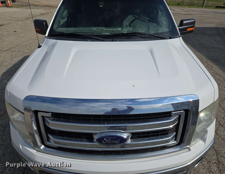 image for item EC4221 2014 Ford F150 XLT SuperCab pickup truck