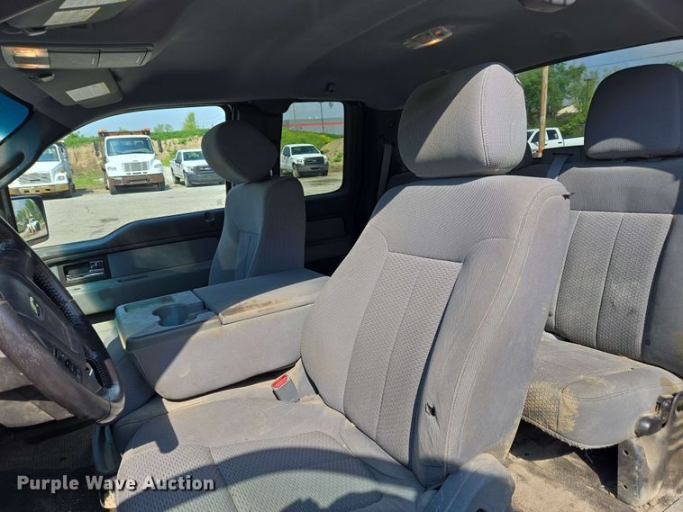 image for item EC4221 2014 Ford F150 XLT SuperCab pickup truck