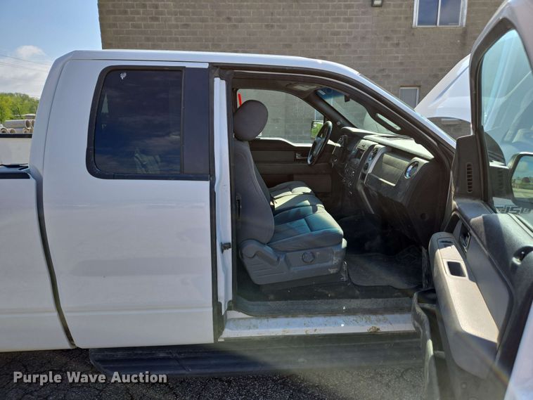 image for item EC4221 2014 Ford F150 XLT SuperCab pickup truck