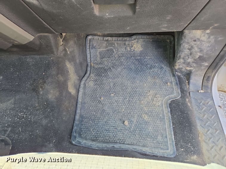 image for item EC4221 2014 Ford F150 XLT SuperCab pickup truck