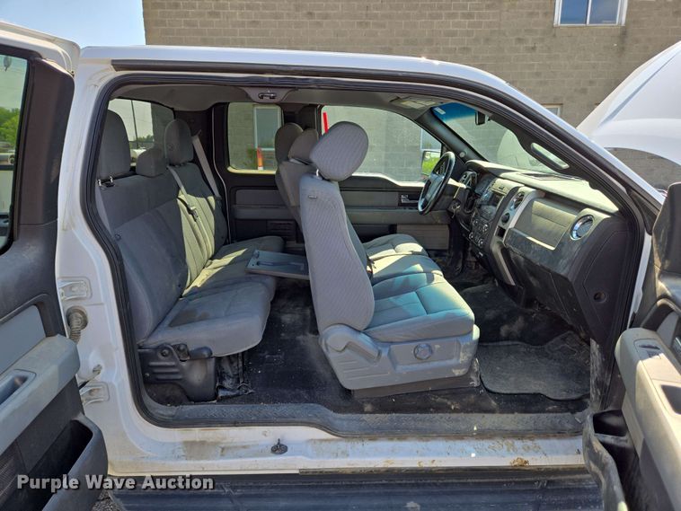 image for item EC4221 2014 Ford F150 XLT SuperCab pickup truck