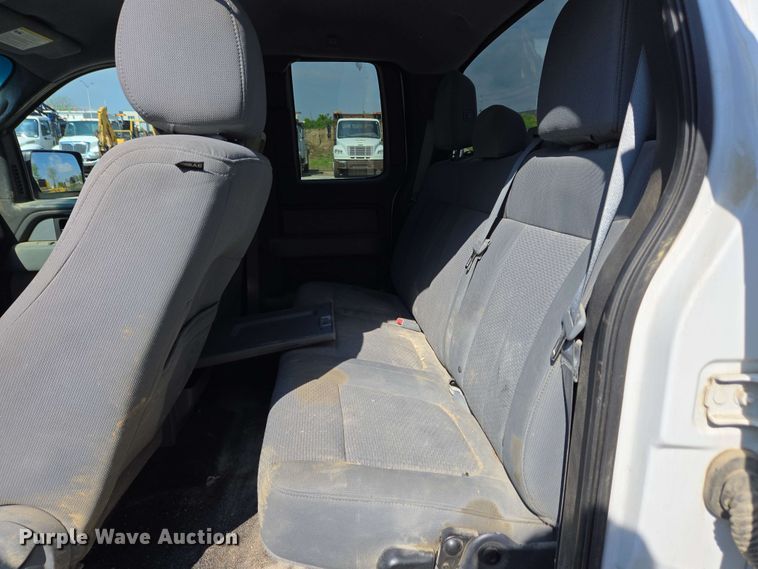 image for item EC4221 2014 Ford F150 XLT SuperCab pickup truck