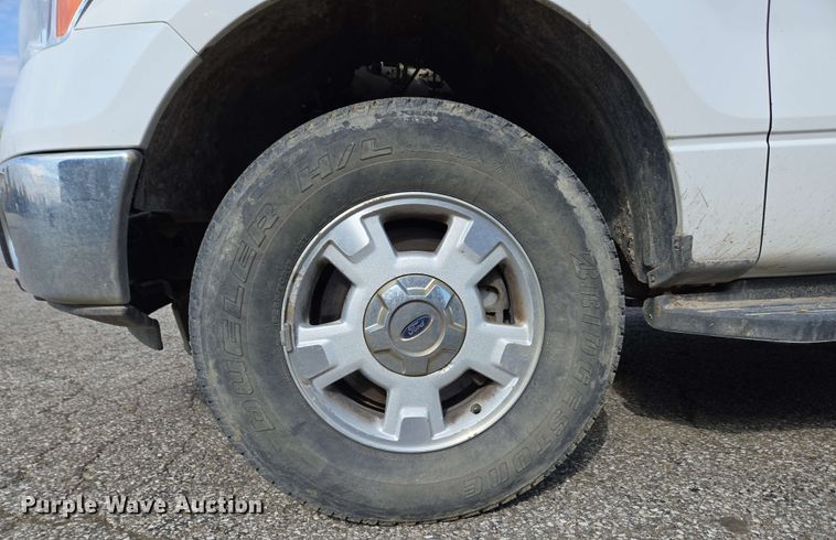 image for item EC4221 2014 Ford F150 XLT SuperCab pickup truck