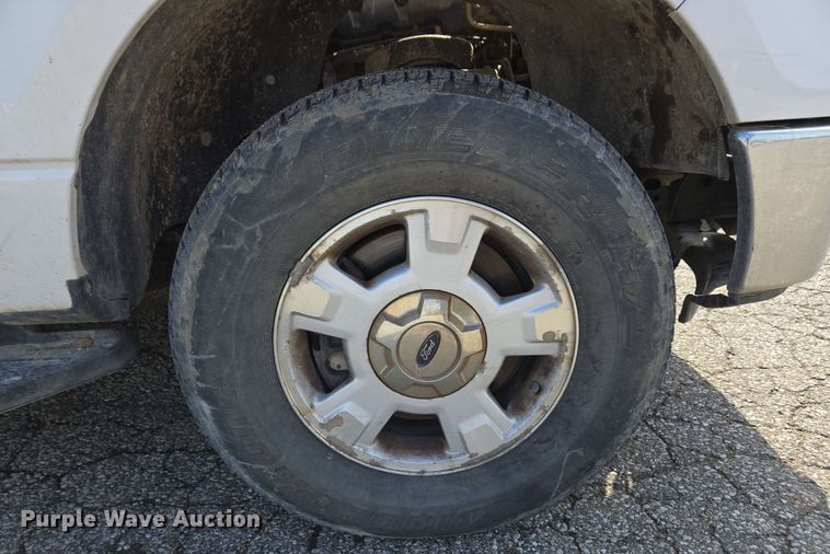 image for item EC4221 2014 Ford F150 XLT SuperCab pickup truck