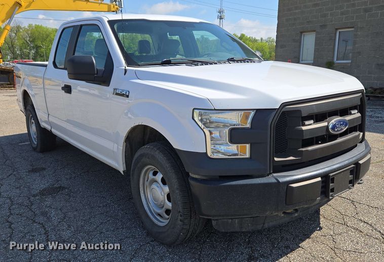 image for item EC4222 2015 Ford F150 XL SuperCab pickup truck 