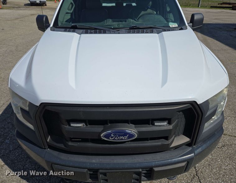 image for item EC4222 2015 Ford F150 XL SuperCab pickup truck 