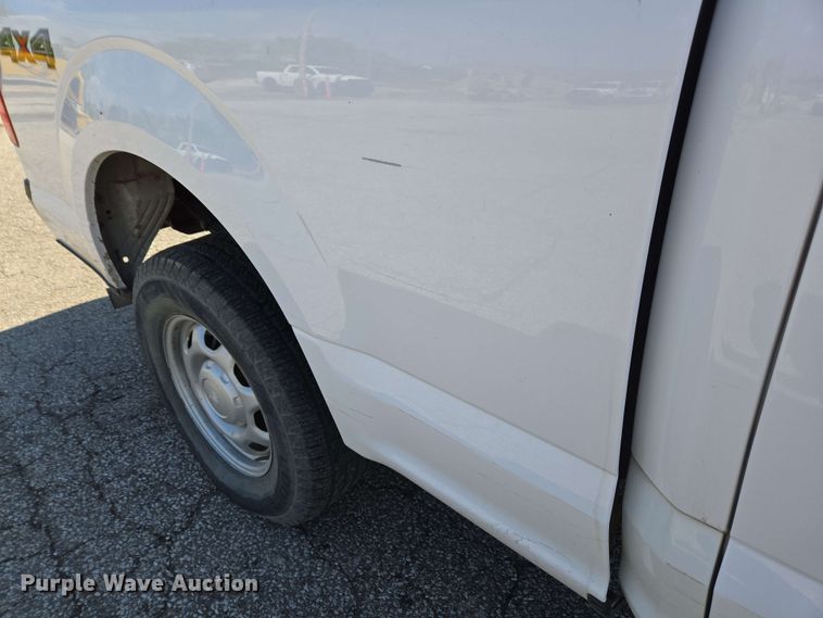 image for item EC4222 2015 Ford F150 XL SuperCab pickup truck 