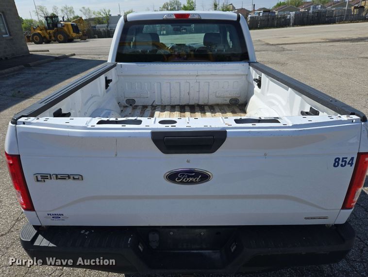 image for item EC4222 2015 Ford F150 XL SuperCab pickup truck 