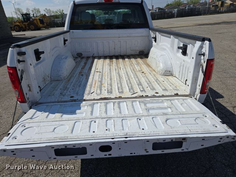 image for item EC4222 2015 Ford F150 XL SuperCab pickup truck 