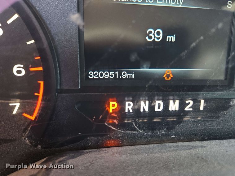 image for item EC4222 2015 Ford F150 XL SuperCab pickup truck 