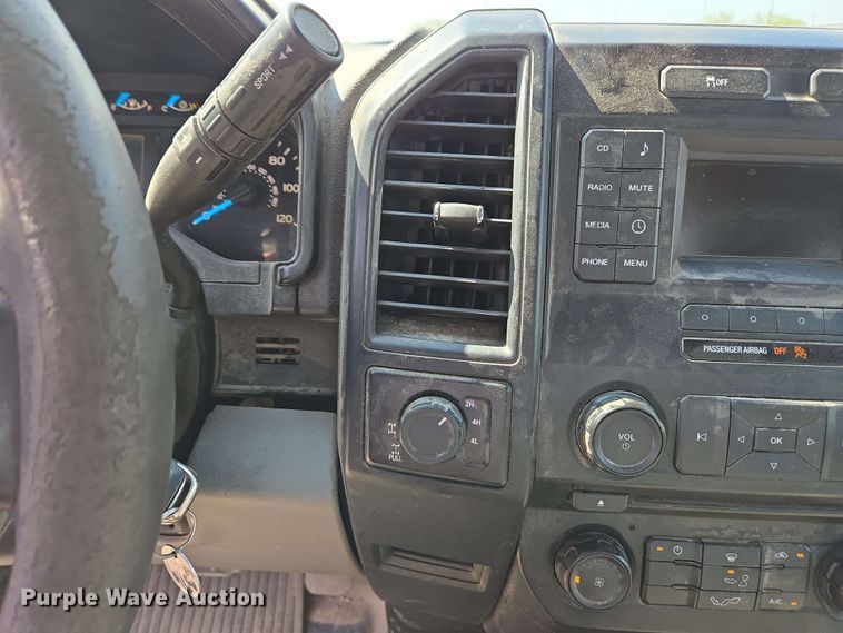 image for item EC4222 2015 Ford F150 XL SuperCab pickup truck 