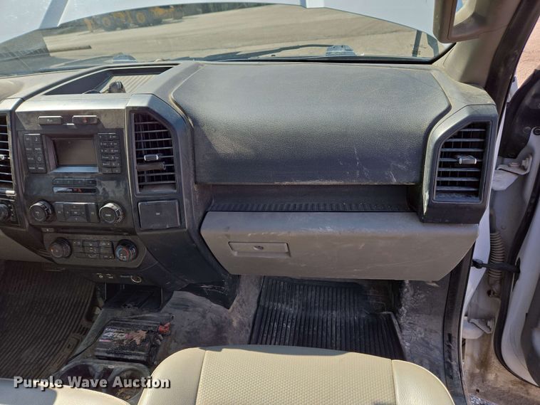 image for item EC4222 2015 Ford F150 XL SuperCab pickup truck 