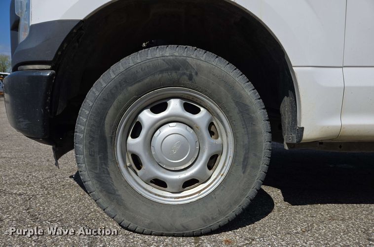 image for item EC4222 2015 Ford F150 XL SuperCab pickup truck 