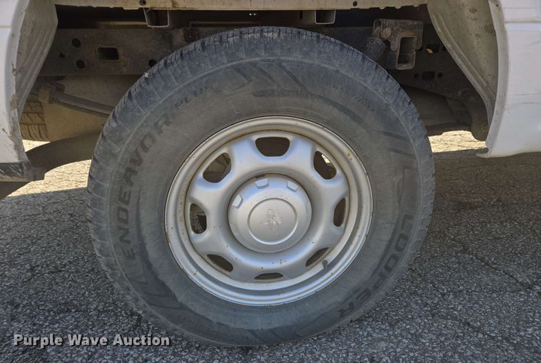 image for item EC4222 2015 Ford F150 XL SuperCab pickup truck 