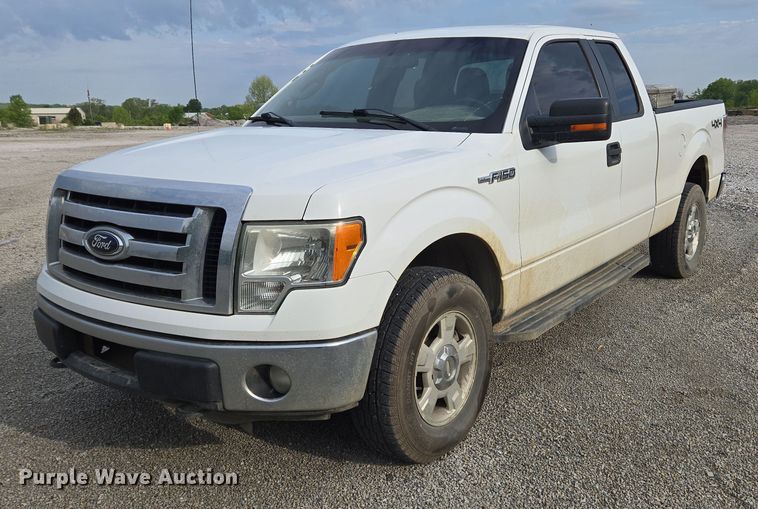 image for item EC4238 2012 Ford F150 XLT SuperCab pickup truck