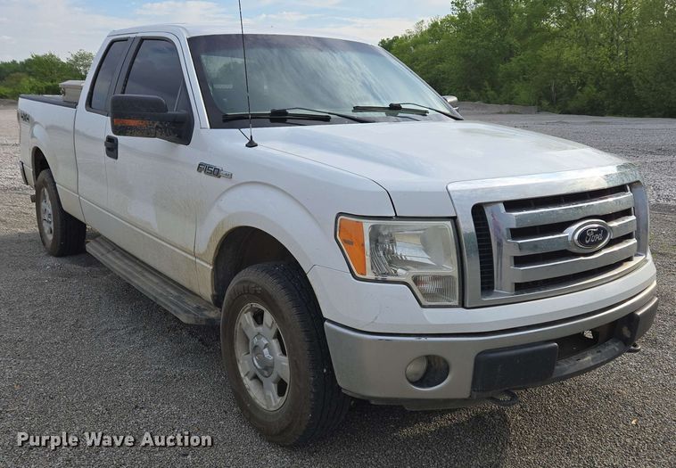 image for item EC4238 2012 Ford F150 XLT SuperCab pickup truck