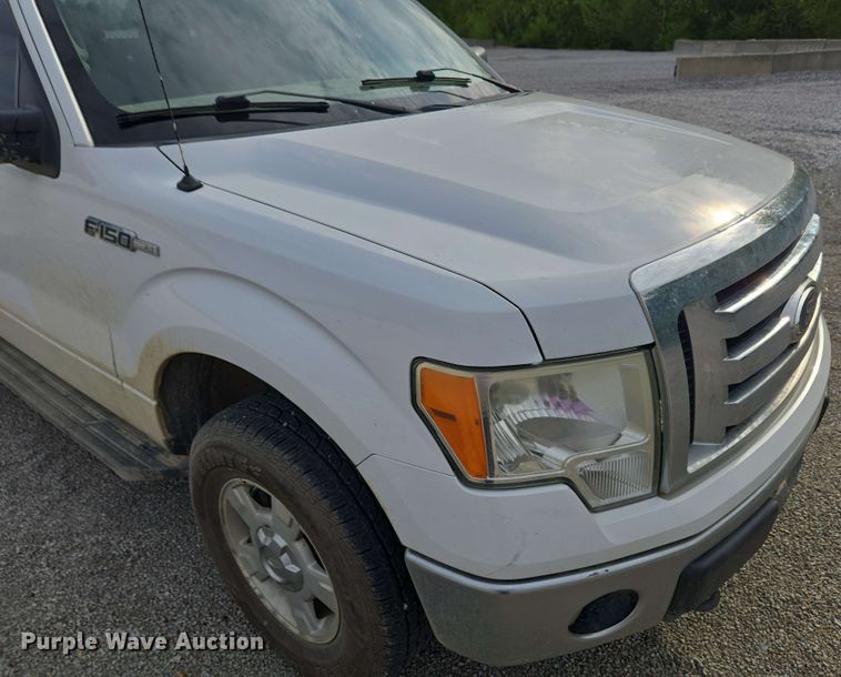 image for item EC4238 2012 Ford F150 XLT SuperCab pickup truck