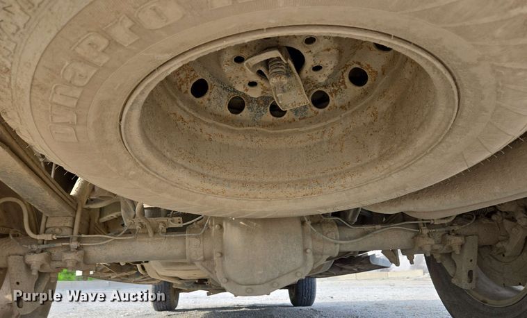 image for item EC4238 2012 Ford F150 XLT SuperCab pickup truck